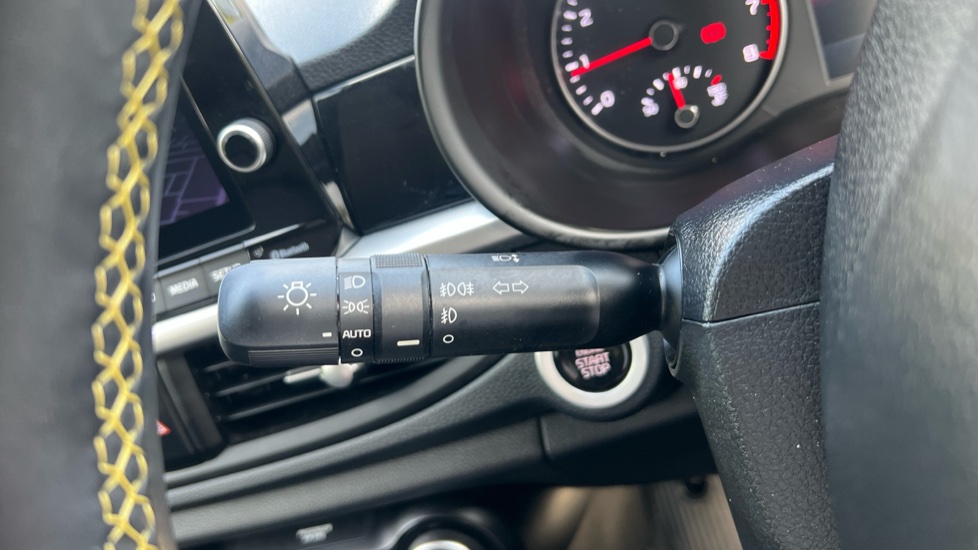 Kia Picanto 1.0 X-Line S 5dr Auto Petrol Hatchback - Image 30