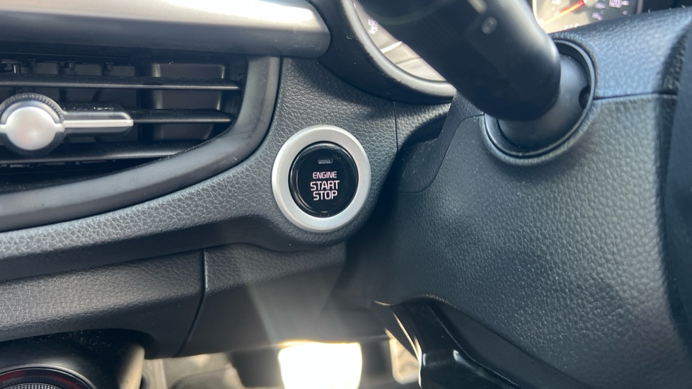Kia Picanto 1.0 X-Line S 5dr Auto Petrol Hatchback - Image 34