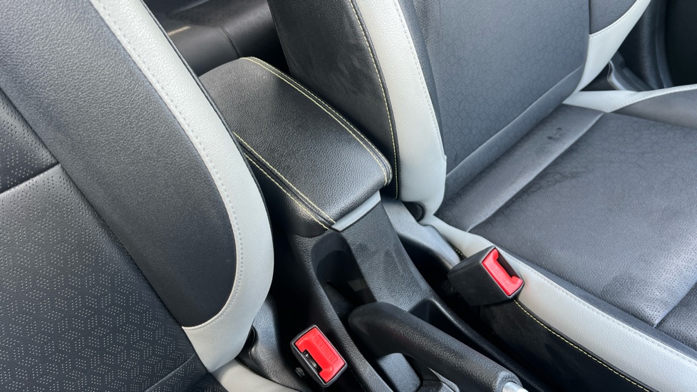 Kia Picanto 1.0 X-Line S 5dr Auto Petrol Hatchback - Image 44