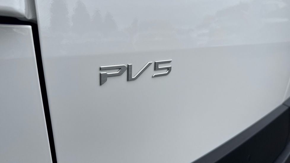 Kia PBV Pv5 Cargo 120kW Essential Long Range 71kWh H1 Van Auto - Image 40