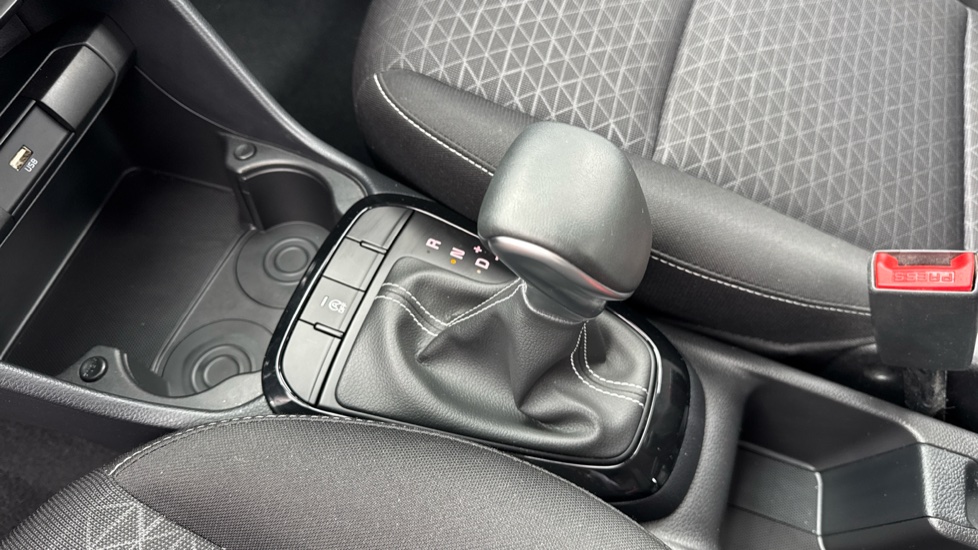 Kia Picanto 1.0 3 5dr Auto [4 seats] Petrol Hatchback - Image 13