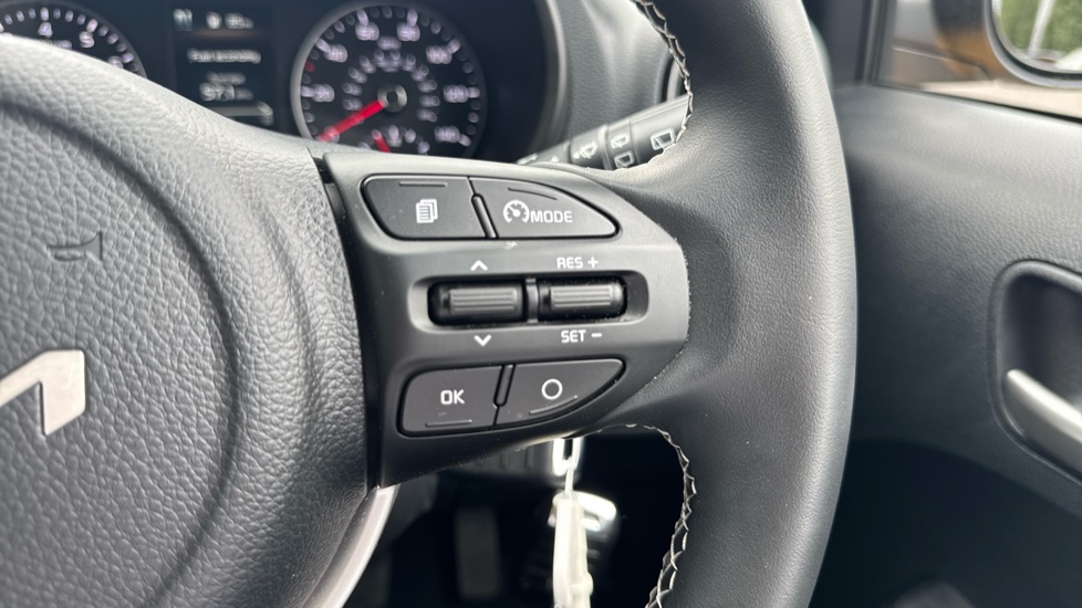 Kia Picanto 1.0 3 5dr Auto [4 seats] Petrol Hatchback - Image 23