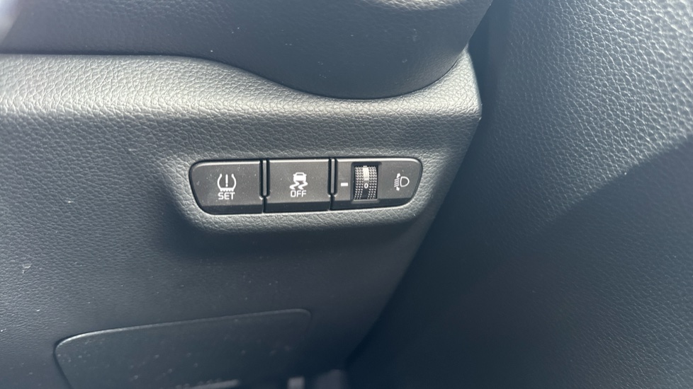 Kia Picanto 1.0 3 5dr Auto [4 seats] Petrol Hatchback - Image 27
