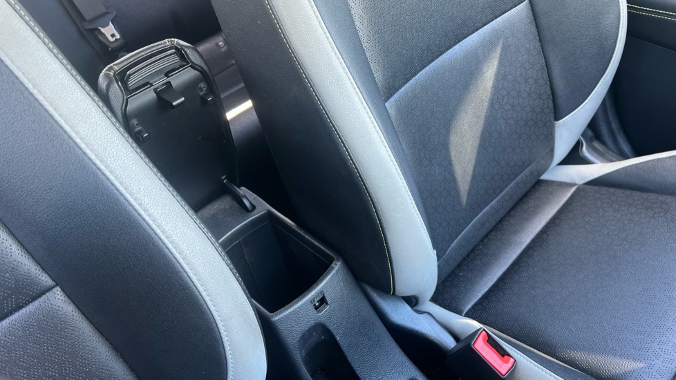 Kia Picanto 1.0 X-Line S 5dr Auto Petrol Hatchback - Image 43