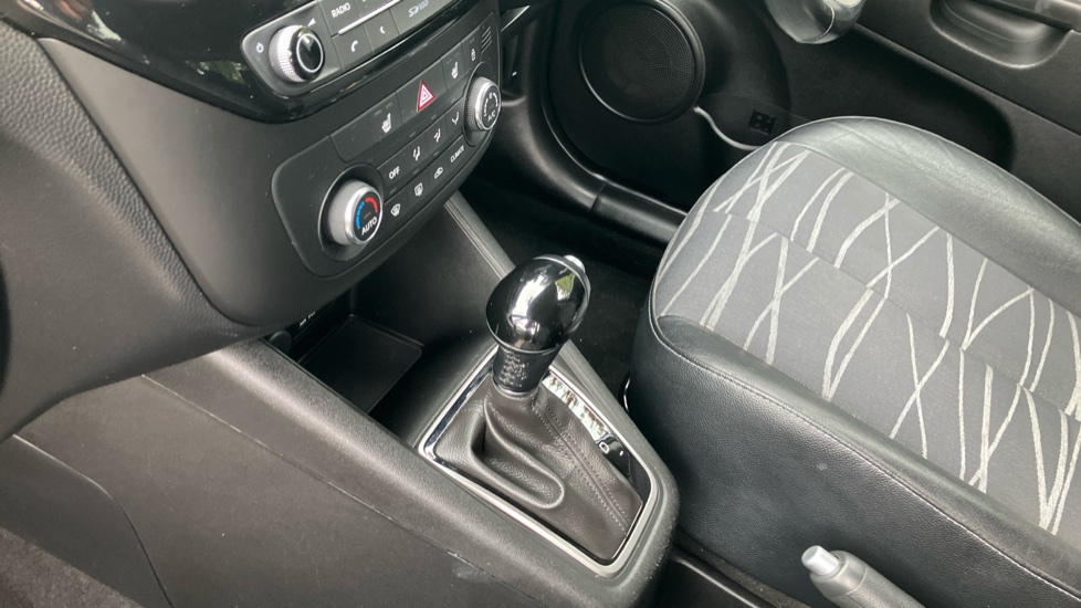 Kia Venga 1.6 3 5dr Auto [6] Petrol Hatchback - Image 13