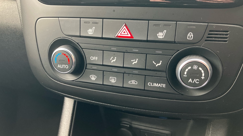 Kia Venga 1.6 3 5dr Auto [6] Petrol Hatchback - Image 22