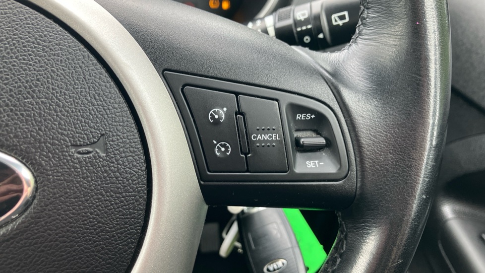 Kia Venga 1.6 3 5dr Auto [6] Petrol Hatchback - Image 31