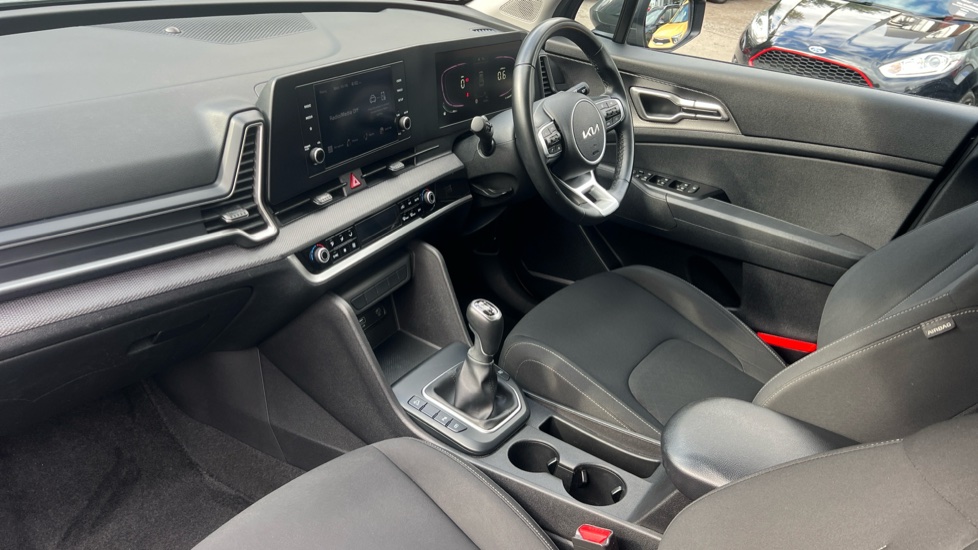 Kia Sportage 1.6T GDi ISG 2 5dr Petrol Estate - Image 9