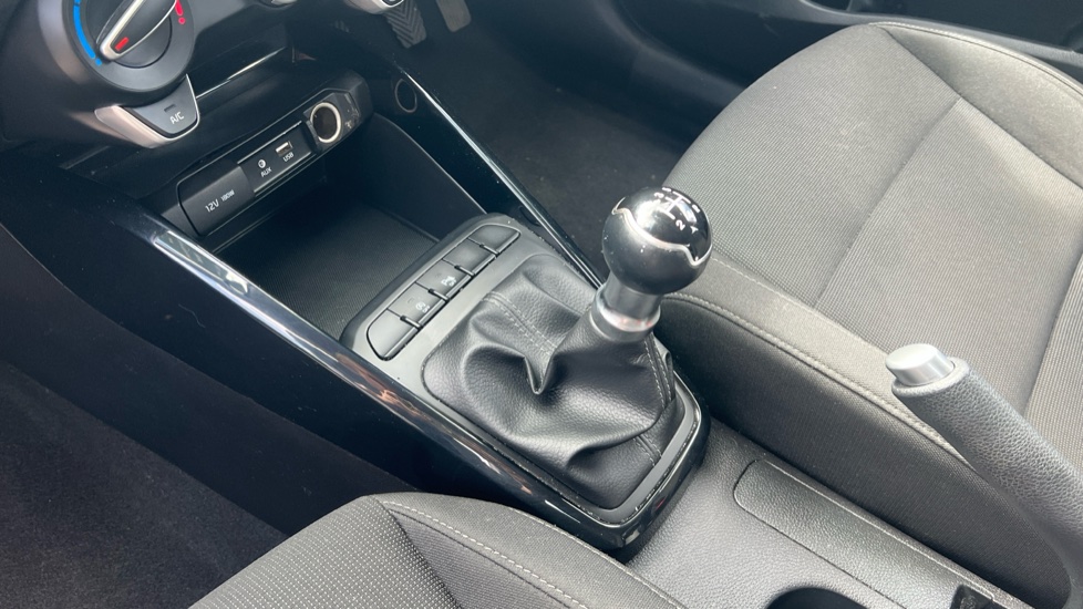 Kia Rio 1.25 2 5dr Petrol Hatchback - Image 13