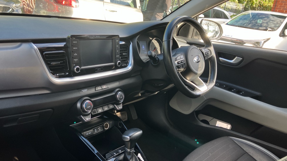 Kia Stonic 1.0T GDi 3 5dr Auto Petrol Estate - Image 11