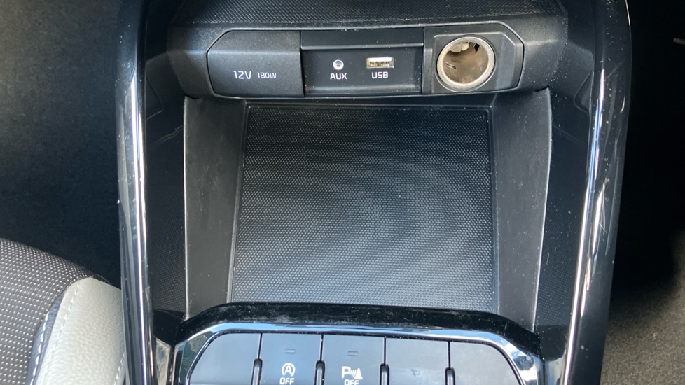 Kia Stonic 1.0T GDi 3 5dr Auto Petrol Estate - Image 34