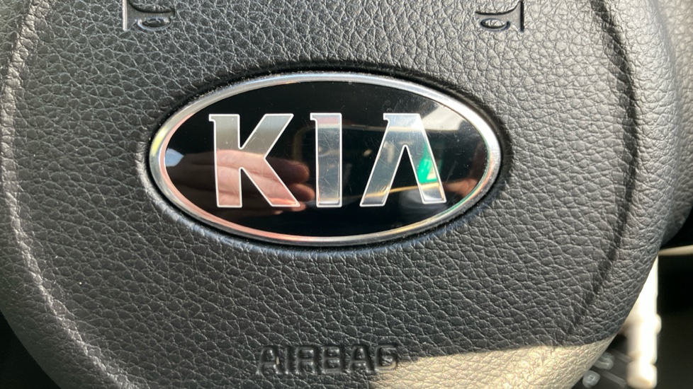 Kia Stonic 1.0T GDi 3 5dr Auto Petrol Estate - Image 38