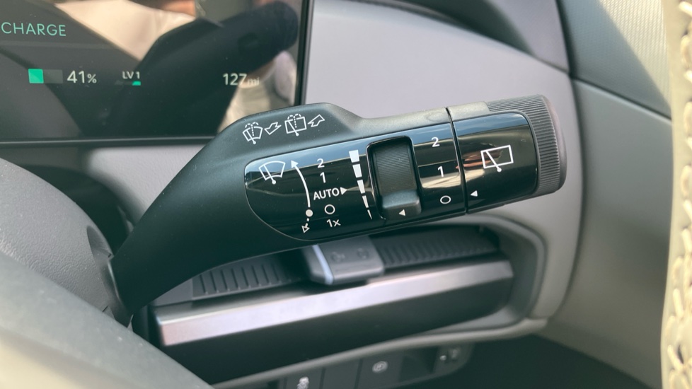 Kia EV3 150kW Air 81.4kWh 5dr Auto Electric Estate - Image 26