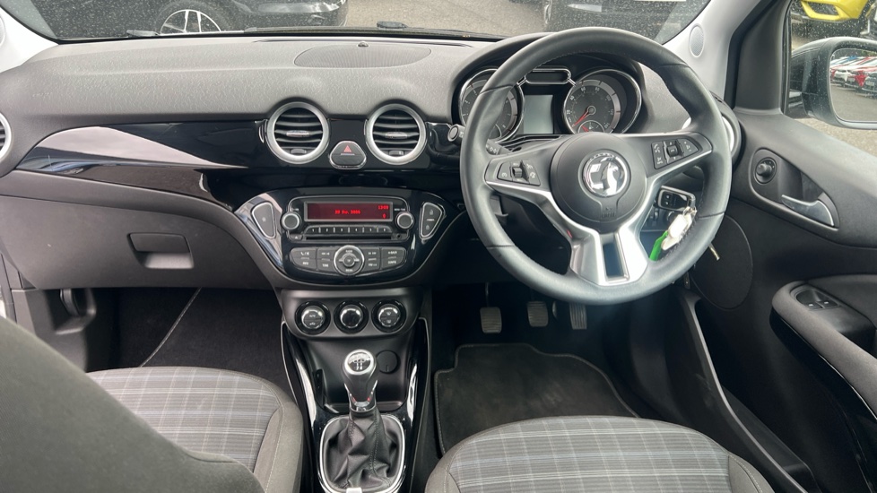 Vauxhall Adam 1.4i Glam 3dr Petrol Hatchback - Image 10