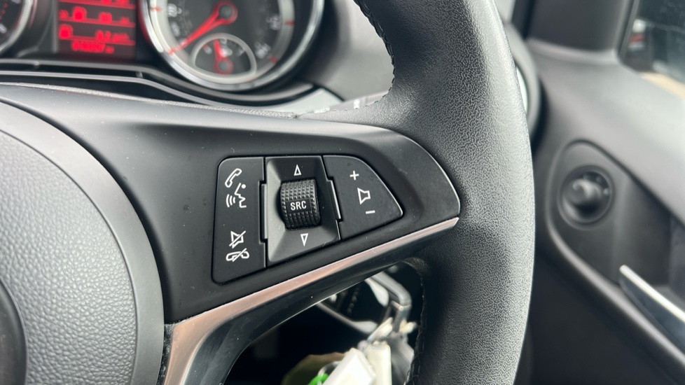Vauxhall Adam 1.4i Glam 3dr Petrol Hatchback - Image 31