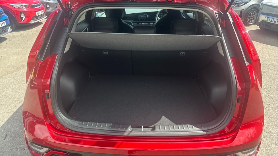 Kia Niro 150kW 3 65kWh 5dr Auto Electric Estate - Image 4