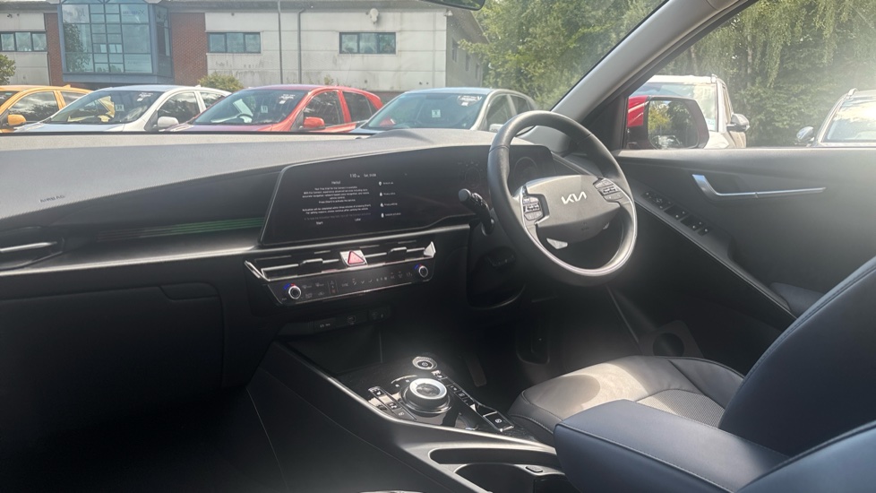 Kia Niro 150kW 3 65kWh 5dr Auto Electric Estate - Image 9