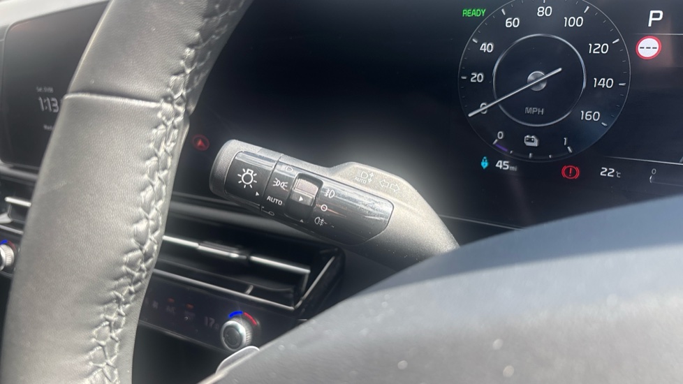 Kia Niro 150kW 3 65kWh 5dr Auto Electric Estate - Image 24