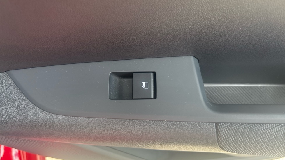 Kia Niro 150kW 3 65kWh 5dr Auto Electric Estate - Image 35