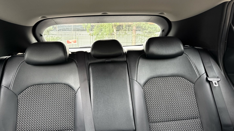 Kia Xceed 1.0T GDi ISG 3 5dr Petrol Hatchback - Image 15