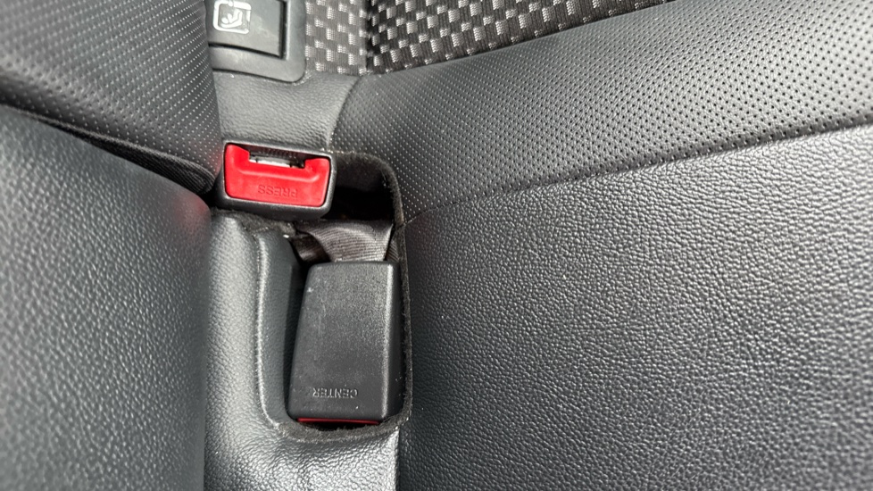 Kia Xceed 1.0T GDi ISG 3 5dr Petrol Hatchback - Image 17