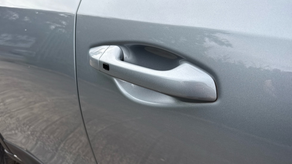 Kia Xceed 1.0T GDi ISG 3 5dr Petrol Hatchback - Image 23