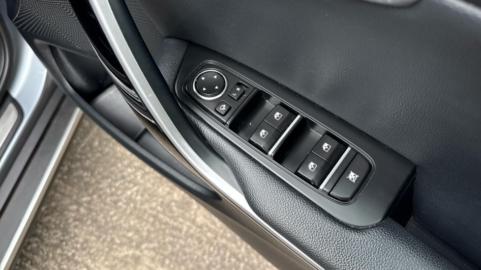 Kia Xceed 1.0T GDi ISG 3 5dr Petrol Hatchback - Image 30