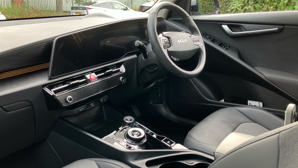 Kia Niro 1.6 GDi 136 Hybrid Evolve 5dr DCT Hybrid Estate - Image 11