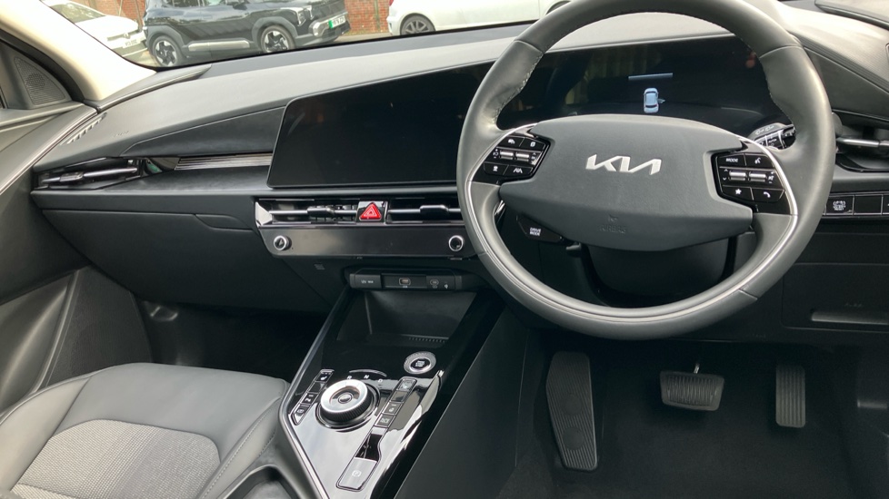 Kia Niro 1.6 GDi 136 Hybrid Evolve 5dr DCT Hybrid Estate - Image 14