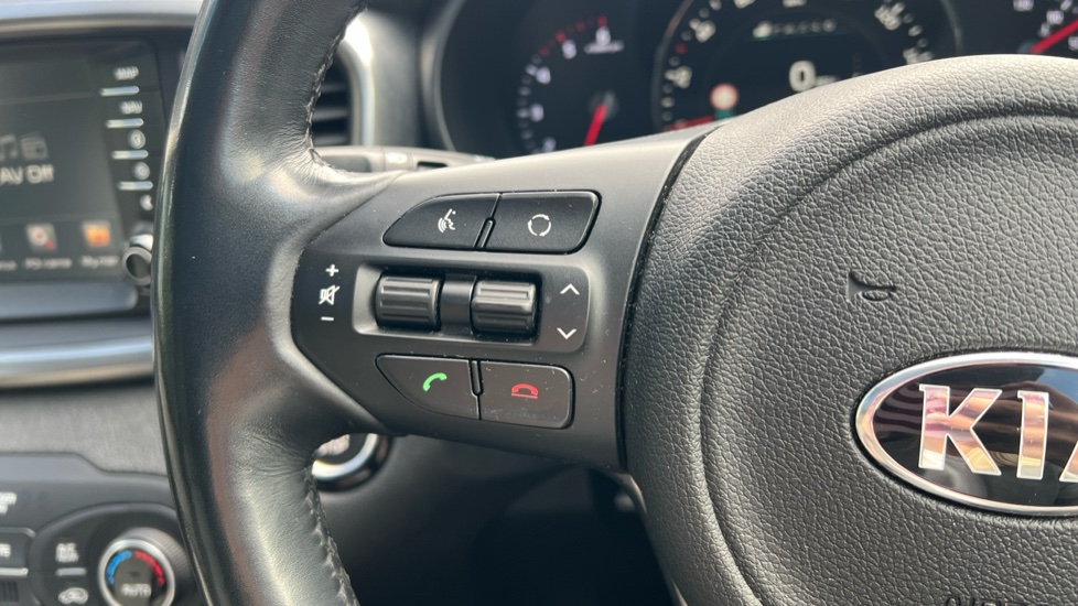 Kia Sorento 2.2 CRDi KX-4 5dr Auto Diesel Station Wagon - Image 31
