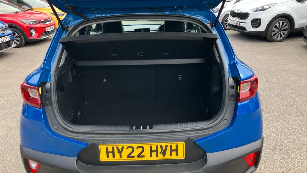 Kia Stonic 1.0T GDi 48V GT-Line 5dr Petrol Estate - Image 4