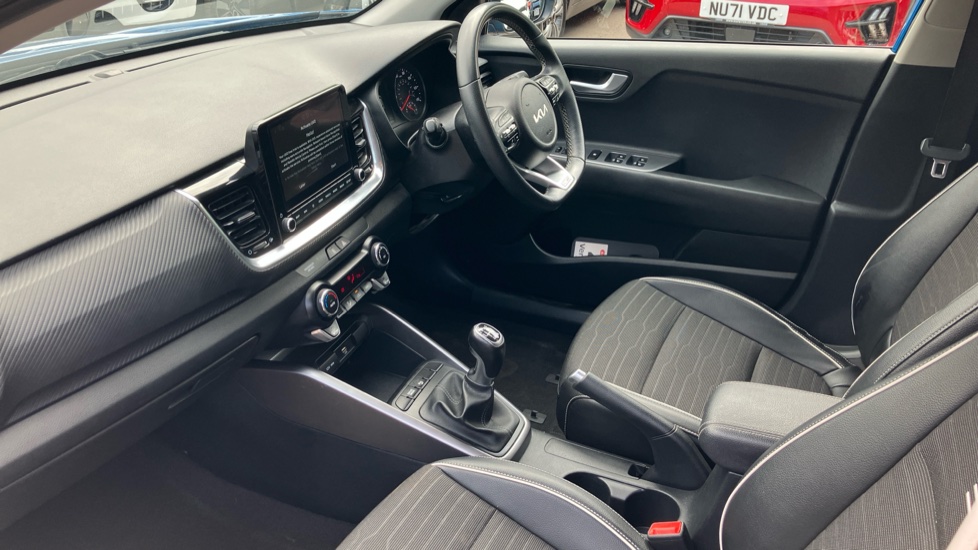 Kia Stonic 1.0T GDi 48V GT-Line 5dr Petrol Estate - Image 9