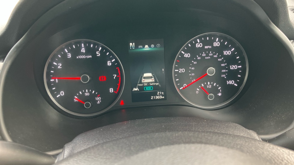 Kia Stonic 1.0T GDi 48V GT-Line 5dr Petrol Estate - Image 51