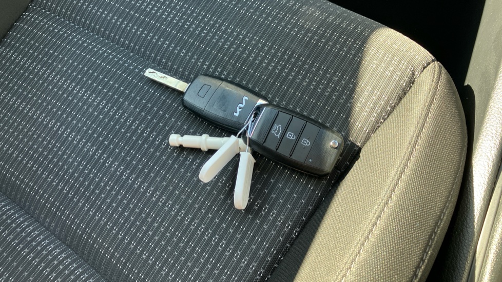 Kia Stonic 1.0T GDi 99 2 5dr Petrol Estate - Image 20