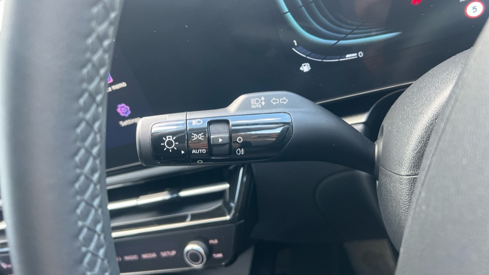 Kia Niro 1.6 GDi 127 Hybrid 2 Nav 5dr DCT Hybrid Estate - Image 28