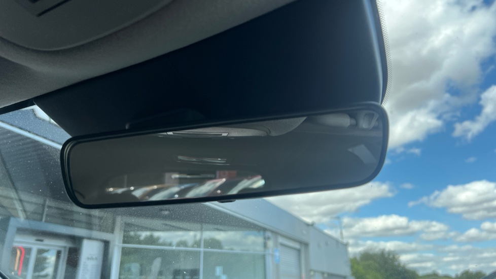 Kia Niro 1.6 GDi 127 Hybrid 2 Nav 5dr DCT Hybrid Estate - Image 44