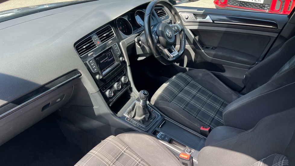 Volkswagen Golf 2.0 TDI GTD 5dr Diesel Hatchback - Image 9