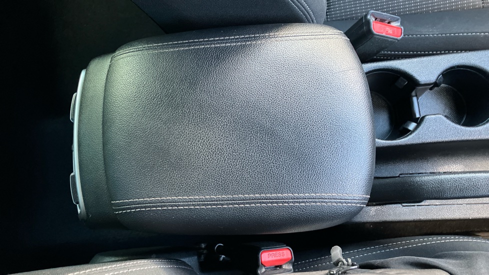 Kia Sportage 1.6 CRDi 48V ISG 2 5dr Diesel Estate - Image 42