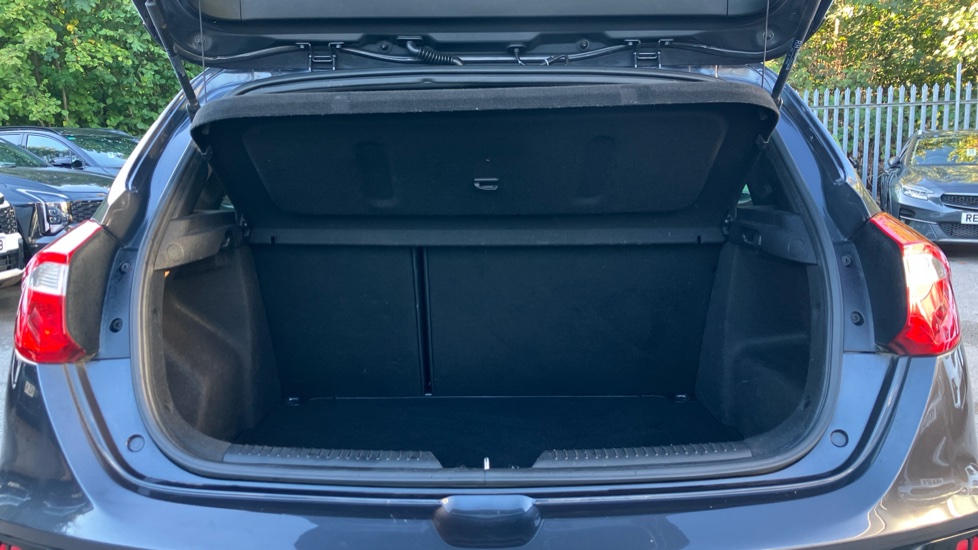 Kia Ceed 1.0T GDi ISG GT-Line 5dr Petrol Hatchback - Image 4