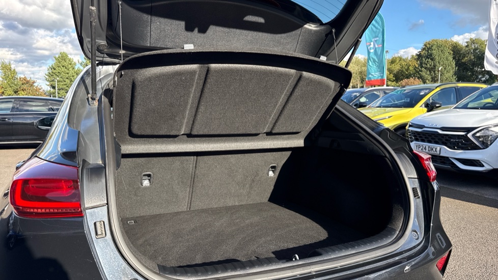 Kia Xceed 1.6 CRDi ISG 3 5dr Diesel Hatchback - Image 4