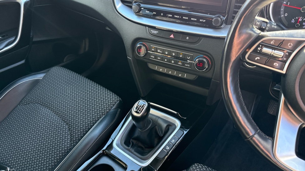 Kia Xceed 1.6 CRDi ISG 3 5dr Diesel Hatchback - Image 14