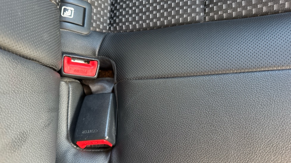Kia Xceed 1.6 CRDi ISG 3 5dr Diesel Hatchback - Image 17