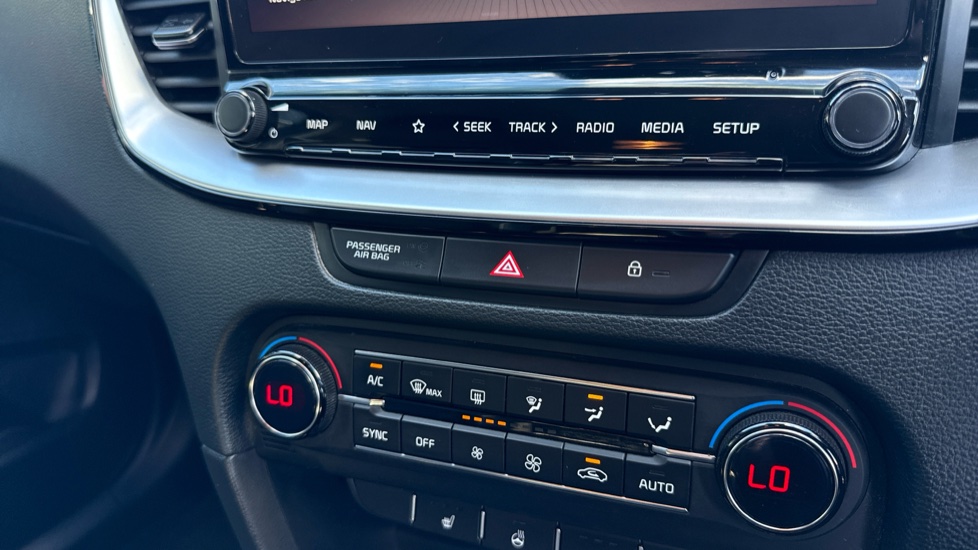 Kia Xceed 1.6 CRDi ISG 3 5dr Diesel Hatchback - Image 26