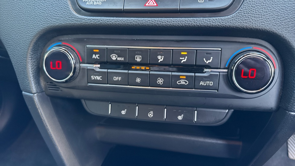 Kia Xceed 1.6 CRDi ISG 3 5dr Diesel Hatchback - Image 27