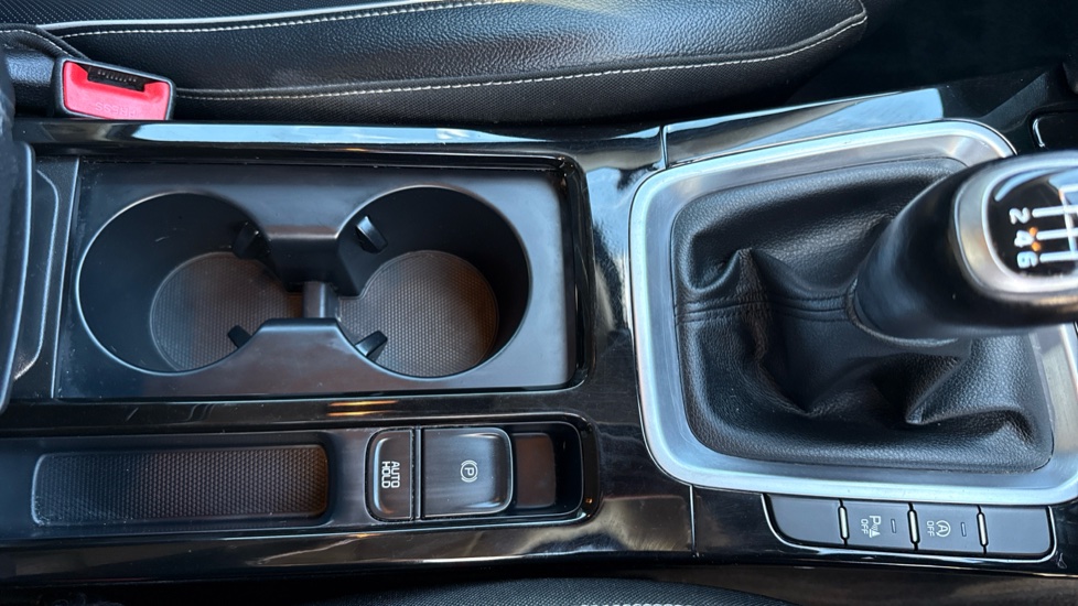 Kia Xceed 1.6 CRDi ISG 3 5dr Diesel Hatchback - Image 33