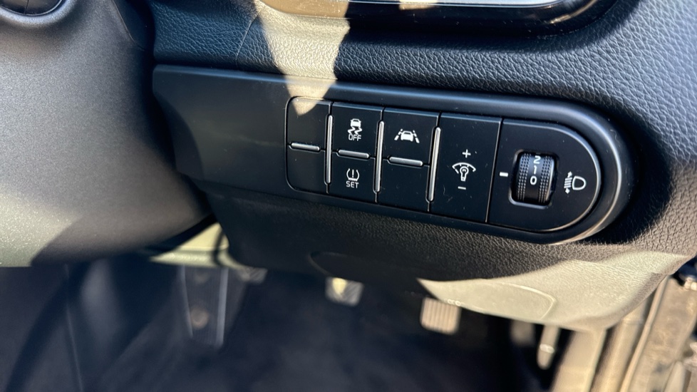 Kia Xceed 1.6 CRDi ISG 3 5dr Diesel Hatchback - Image 39