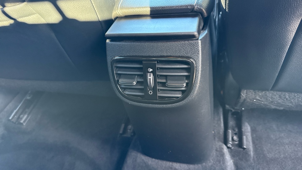 Kia Xceed 1.6 CRDi ISG 3 5dr Diesel Hatchback - Image 41