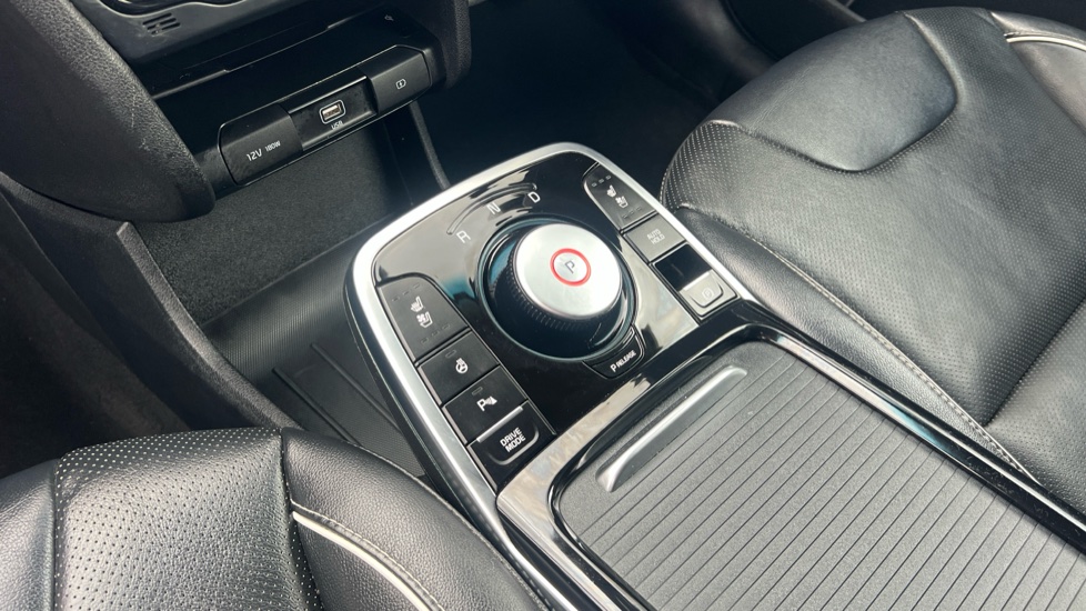 Kia E-Niro 150kW 4+ 64kWh 5dr Auto Electric Estate - Image 13