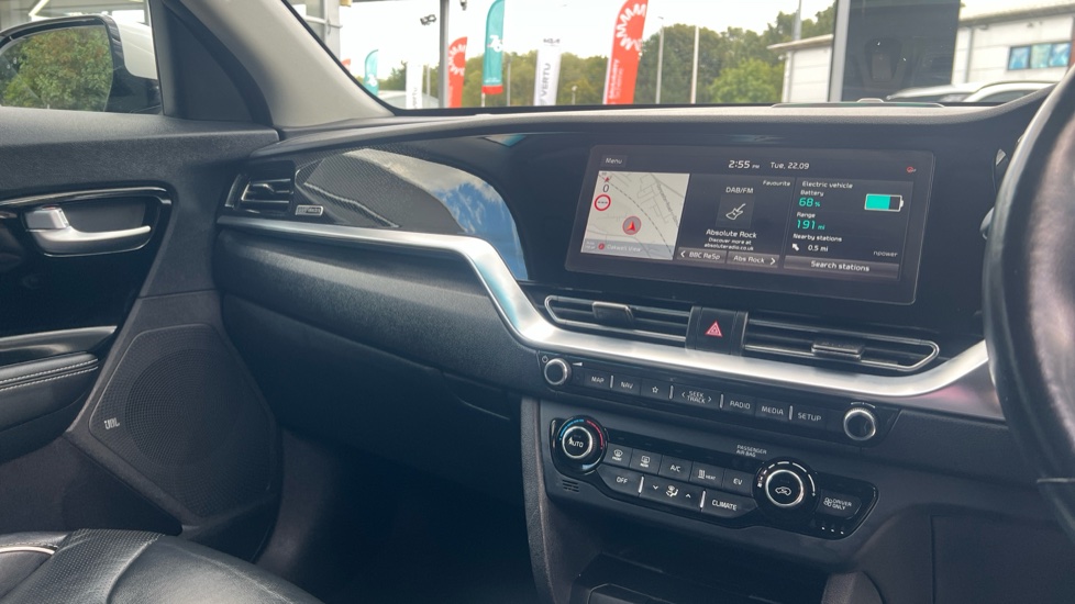 Kia E-Niro 150kW 4+ 64kWh 5dr Auto Electric Estate - Image 14