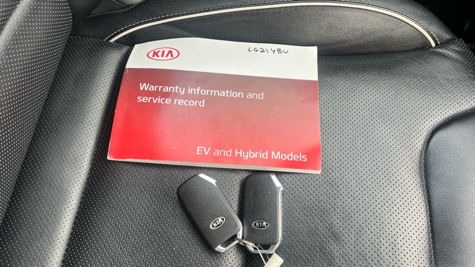 Kia E-Niro 150kW 4+ 64kWh 5dr Auto Electric Estate - Image 19